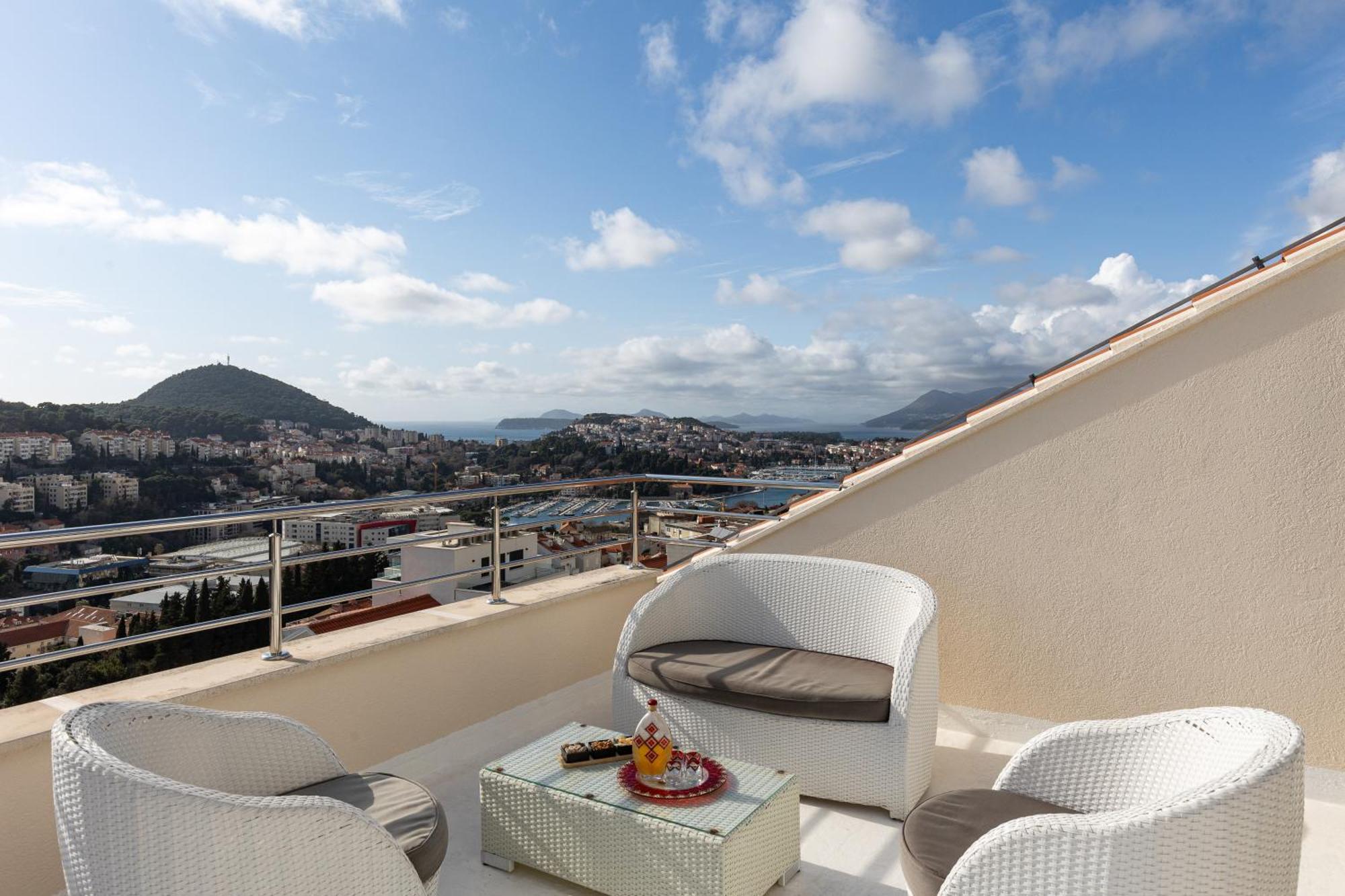 Apartment Marlea Sea-view