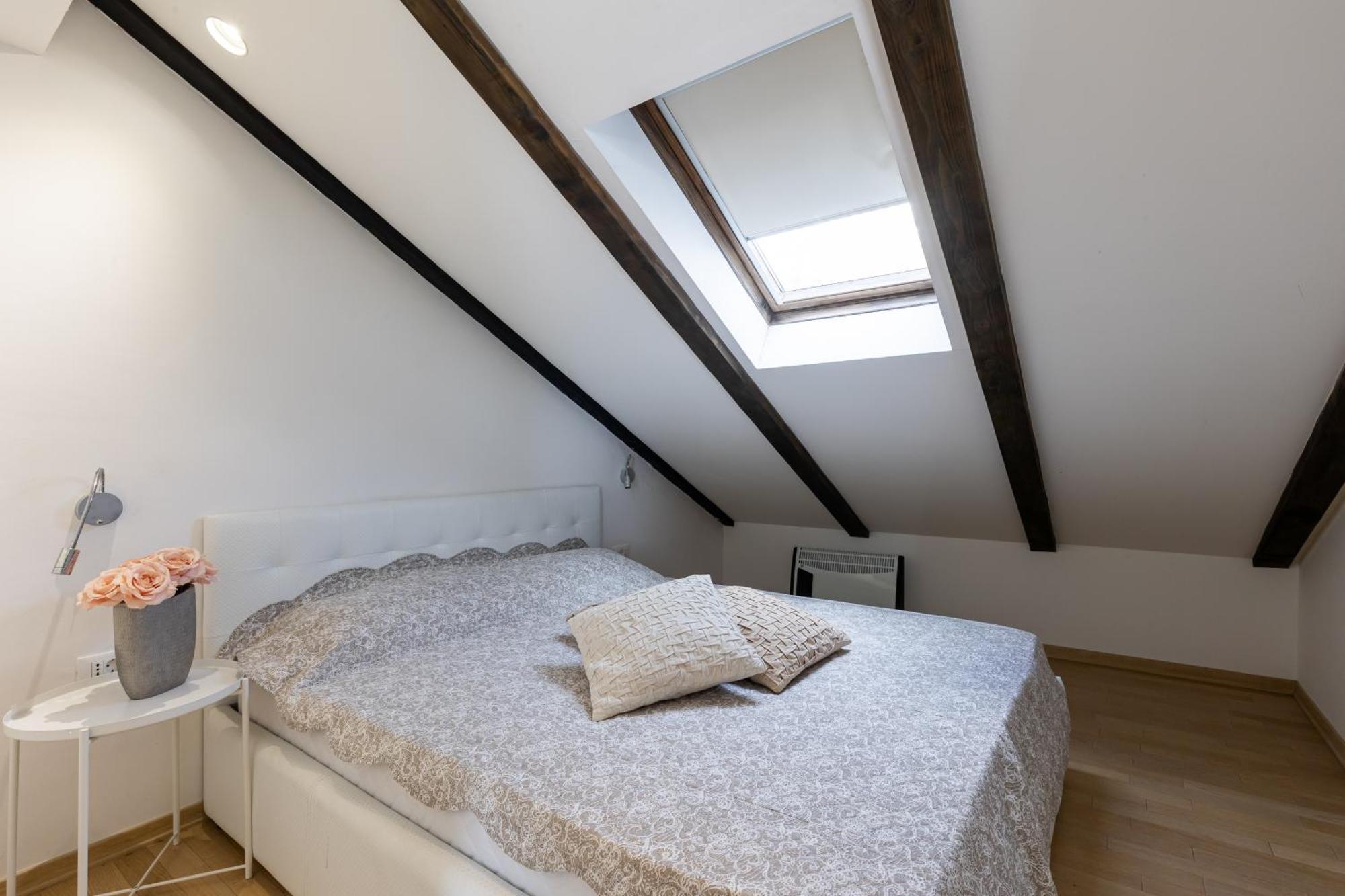 Marlea Sea-view Apartment *