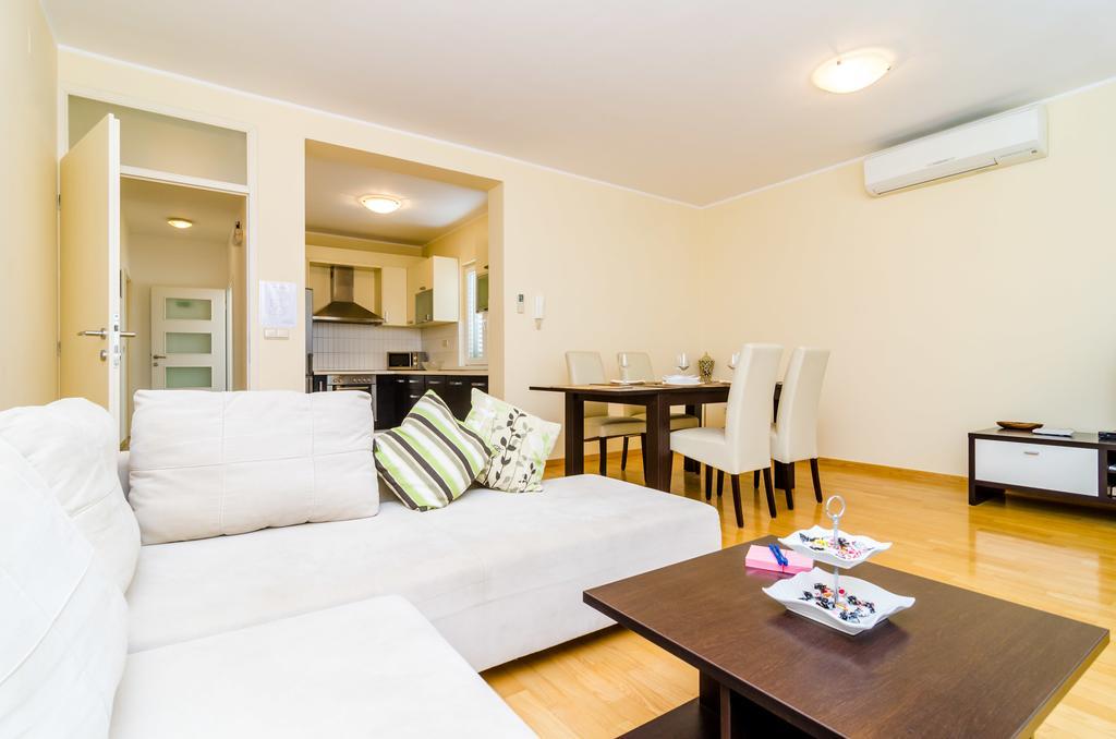 Marlea Sea-view *