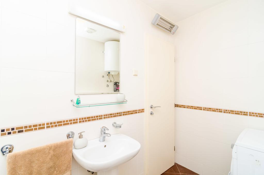 Marlea Sea-view Apartment